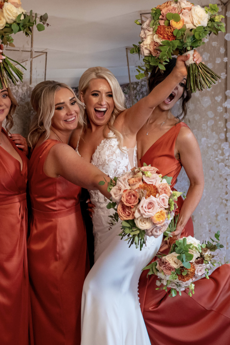 Autumn colour wedding photo booth with vintage booth